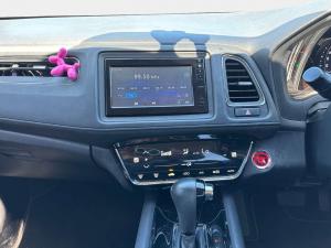 Honda HR-V 1.8 Elegance - Image 11