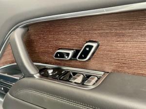 Land Rover Range Rover P530 HSE - Image 10