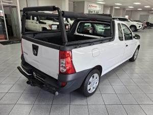 Nissan NP200 1.6i safety pack (aircon) - Image 2