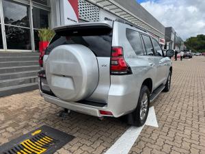 Toyota Land Cruiser Prado 2.8GD VX - Image 2