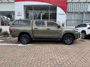 Toyota Hilux 2.4GD-6 double cab Raider manual - Image 3