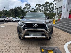Toyota Hilux 2.4GD-6 double cab Raider manual - Image 4