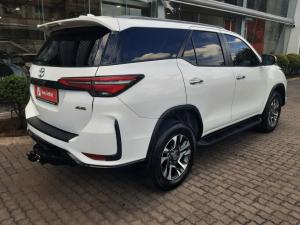 Toyota Fortuner 2.4GD-6 4X4 automatic - Image 2