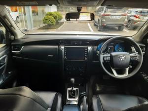 Toyota Fortuner 2.4GD-6 4X4 automatic - Image 6