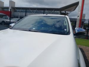 Toyota Hilux 2.8 GD-6 Raider 4X4 automaticD/C - Image 14