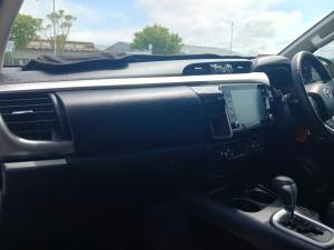 Toyota Hilux 2.8 GD-6 Raider 4X4 automaticD/C - Image 15