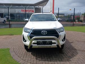 Toyota Hilux 2.8 GD-6 Raider 4X4 automaticD/C - Image 4