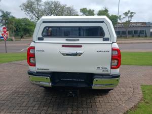 Toyota Hilux 2.8 GD-6 Raider 4X4 automaticD/C - Image 5