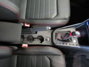 Volkswagen Polo 2.0 GTI DSG - Image 11