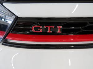 Volkswagen Polo 2.0 GTI DSG - Image 19