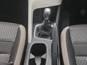 Nissan Magnite 1.0 Visia AMT - Image 13