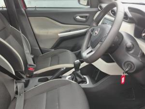 Nissan Magnite 1.0 Visia AMT - Image 9