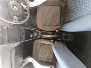 Volkswagen Polo Vivo 1.4 - Image 12