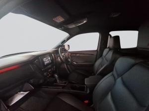 Isuzu D-MAX 1.9 Ddi HR X-RIDER automatic D/C - Image 3