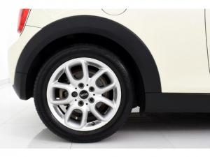 MINI Hatch One Hatch 3-door auto - Image 4