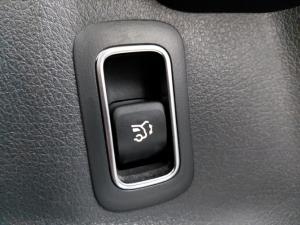 Mercedes-Benz GLB GLB220d 4Matic Progressive - Image 18