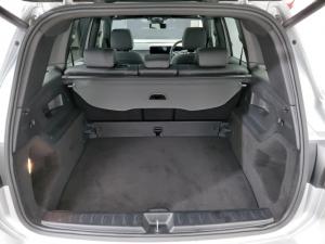 Mercedes-Benz GLB GLB220d 4Matic Progressive - Image 5