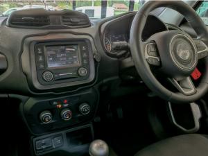 Jeep Renegade 1.4T Sport - Image 12