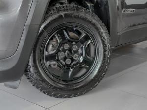 Jeep Renegade 1.4T Sport - Image 14