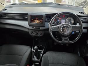 Suzuki Ertiga 1.5 GA - Image 2