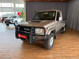 Toyota Land Cruiser 79 4.5D-4D LX V8 single cab - Image 3