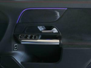 Mercedes-Benz GLA GLA200 Progressive - Image 15