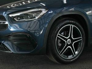Mercedes-Benz GLA GLA200 Progressive - Image 5