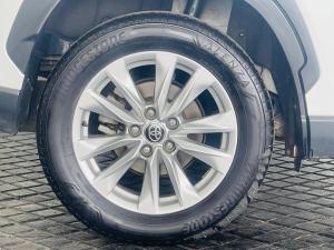 Toyota Corolla Cross 1.8 XS - Image 18