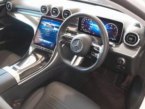 Mercedes-Benz C-Class C220d Avantgarde - Image 8