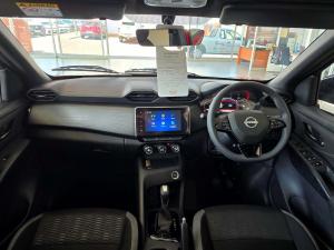 Nissan Magnite Kuro 1.0T CVT - Image 7