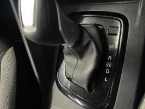 Nissan Magnite 1.0 Turbo Acenta Kuro auto - Image 14