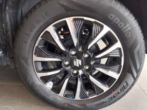 Suzuki Vitara Brezza 1.5 GLX - Image 9