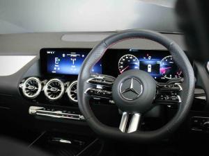 Mercedes-Benz GLA GLA200 Progressive - Image 15