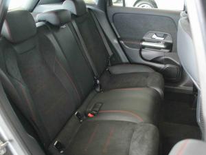 Mercedes-Benz GLA GLA200 Progressive - Image 17