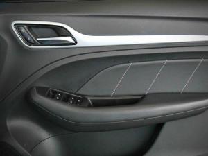 MG ZS 1.5 Comfort - Image 18