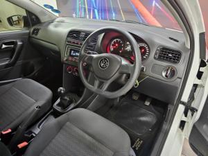 Volkswagen Polo Vivo hatch 1.4 Trendline - Image 5