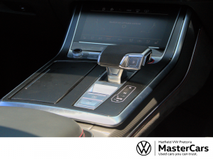 Audi RSQ8 quattro - Image 8