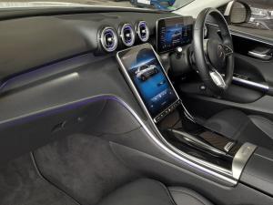 Mercedes-Benz C-Class C220d Avantgarde - Image 13