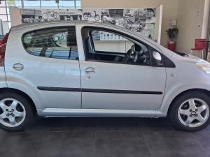Peugeot 107 1.0 Trendy - Image 11