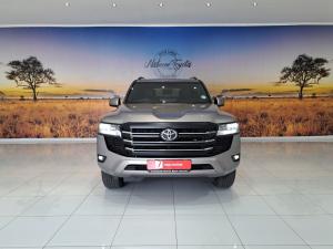 Toyota Land Cruiser 300 3.3D GX-R - Image 4