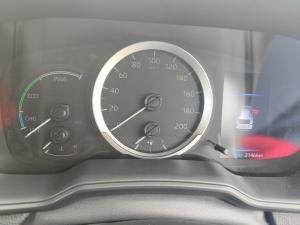 Toyota Corolla Cross 1.8 Hybrid XS - Image 11