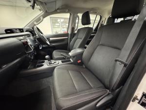 Toyota Hilux 2.4GD-6 double cab Raider auto - Image 7