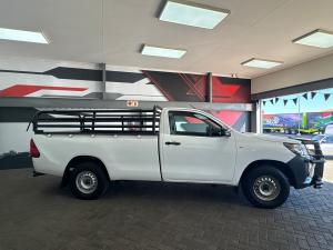Toyota Hilux 2.4GD S (aircon) - Image 3