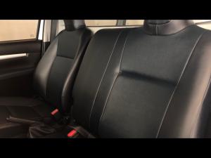 Toyota Hilux 2.0 single cab S (aircon) - Image 11