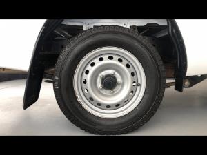 Toyota Hilux 2.0 single cab S (aircon) - Image 20