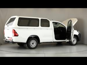Toyota Hilux 2.0 single cab S (aircon) - Image 31
