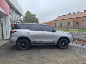 Toyota Fortuner 2.8GD-6 4x4 VX - Image 3
