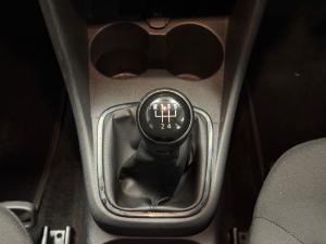 Volkswagen Polo Vivo hatch 1.4 Comfortline - Image 11