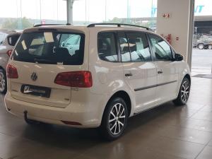 Volkswagen Touran 2.0TDI Trendline - Image 2