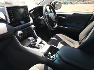 Toyota RAV4 2.0 GX auto - Image 7